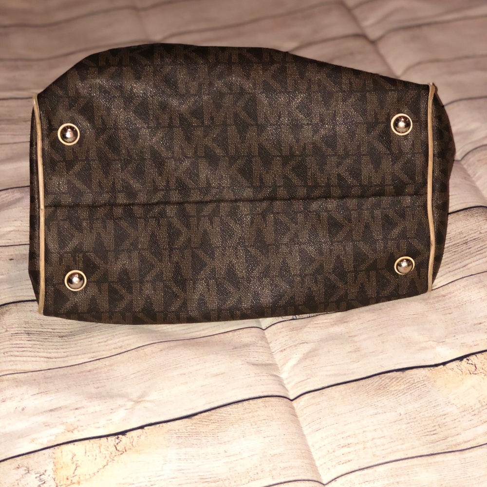 Michael Kors bag - Picture 4 of 7